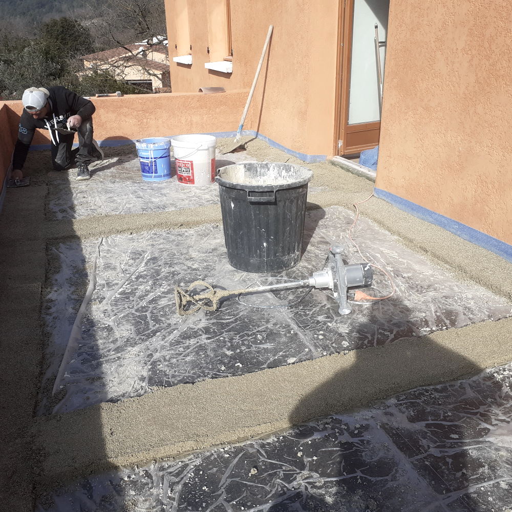 Travaux de rénovation d’une terrasse à Callas dans le Var