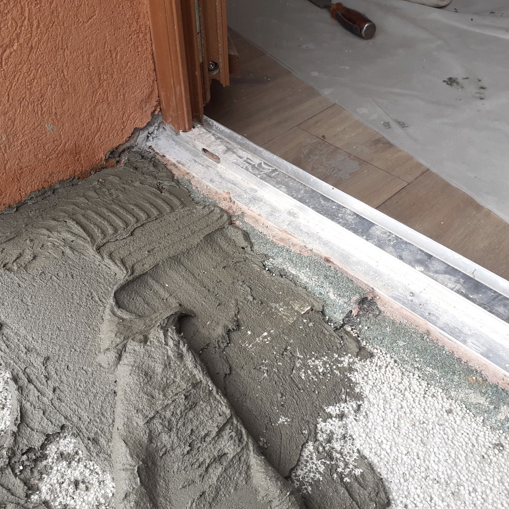 La pose de carrelage sur chape allégée