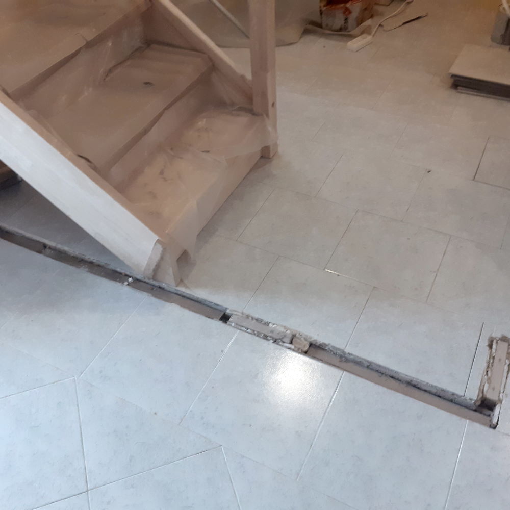 Démolition de cloison et pose de carrelage à Draguignan (Callas)