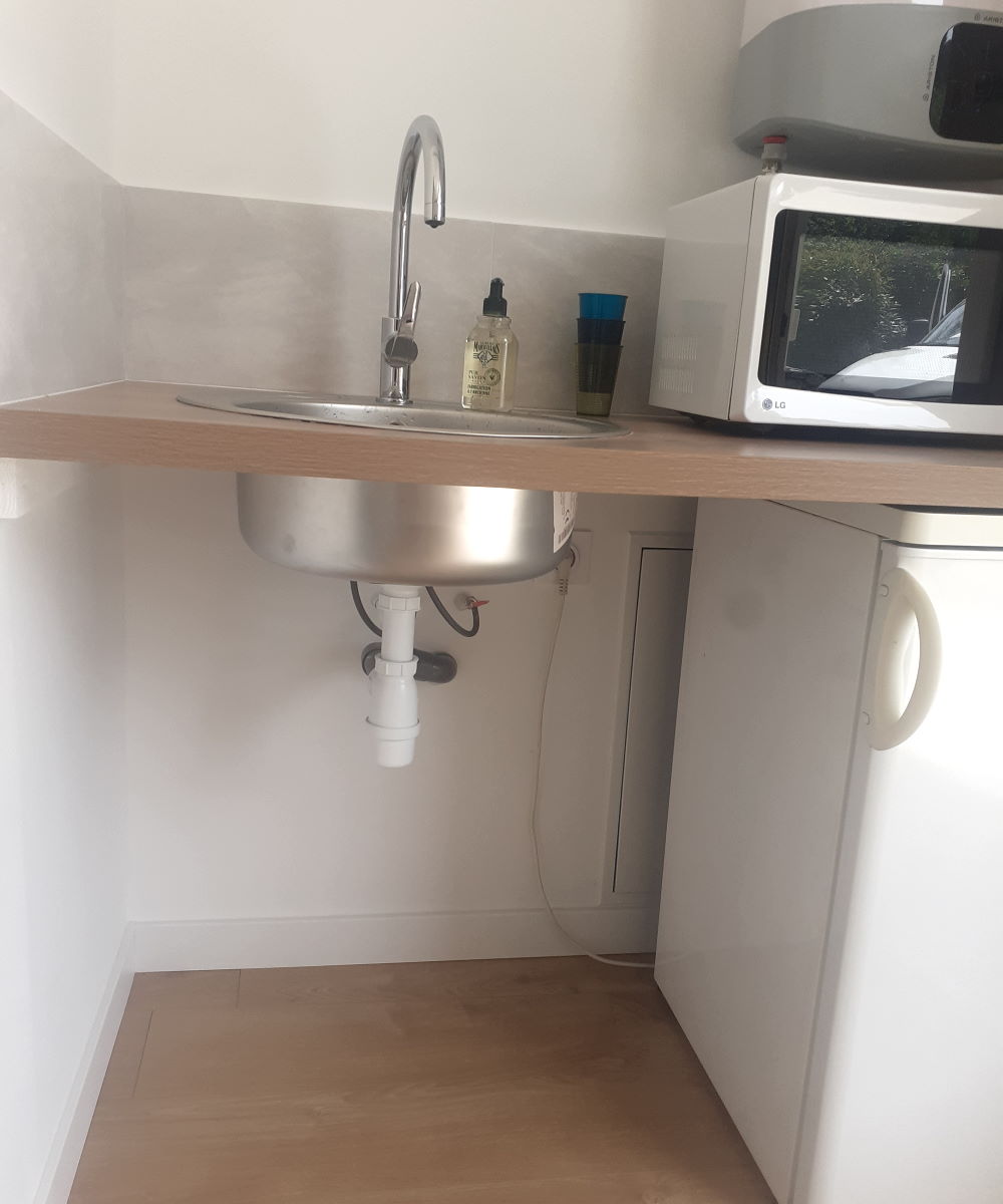 Aménagement et pose d'équipements sanitaires